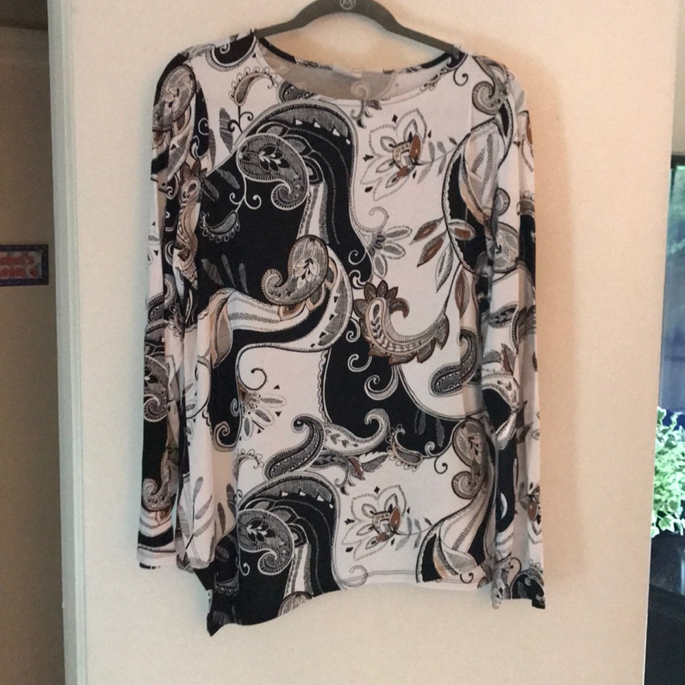 Chico’s NEW WTAGS size 2 long sleeve print top